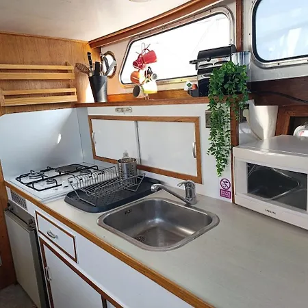 Bådhotel Evasion Romantique Sur Le Rhone *