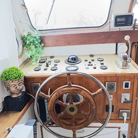 Evasion Romantique Sur Le Rhone * Valence (Drome)