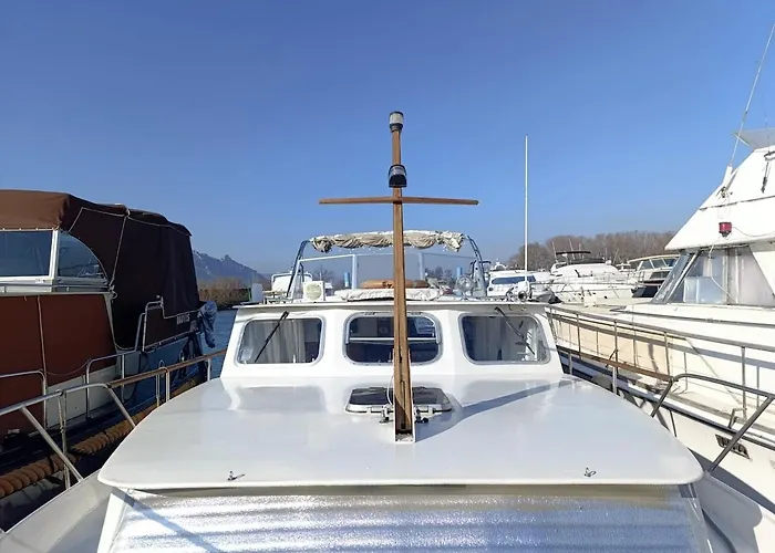 Evasion Romantique Sur Le Rhone Valence (Drome)