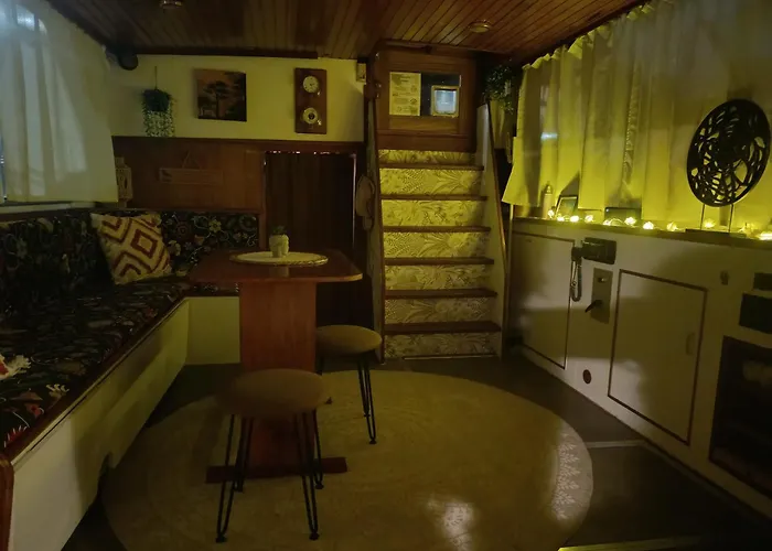 Evasion Romantique Sur Le Rhone Botel Valence (Drome)